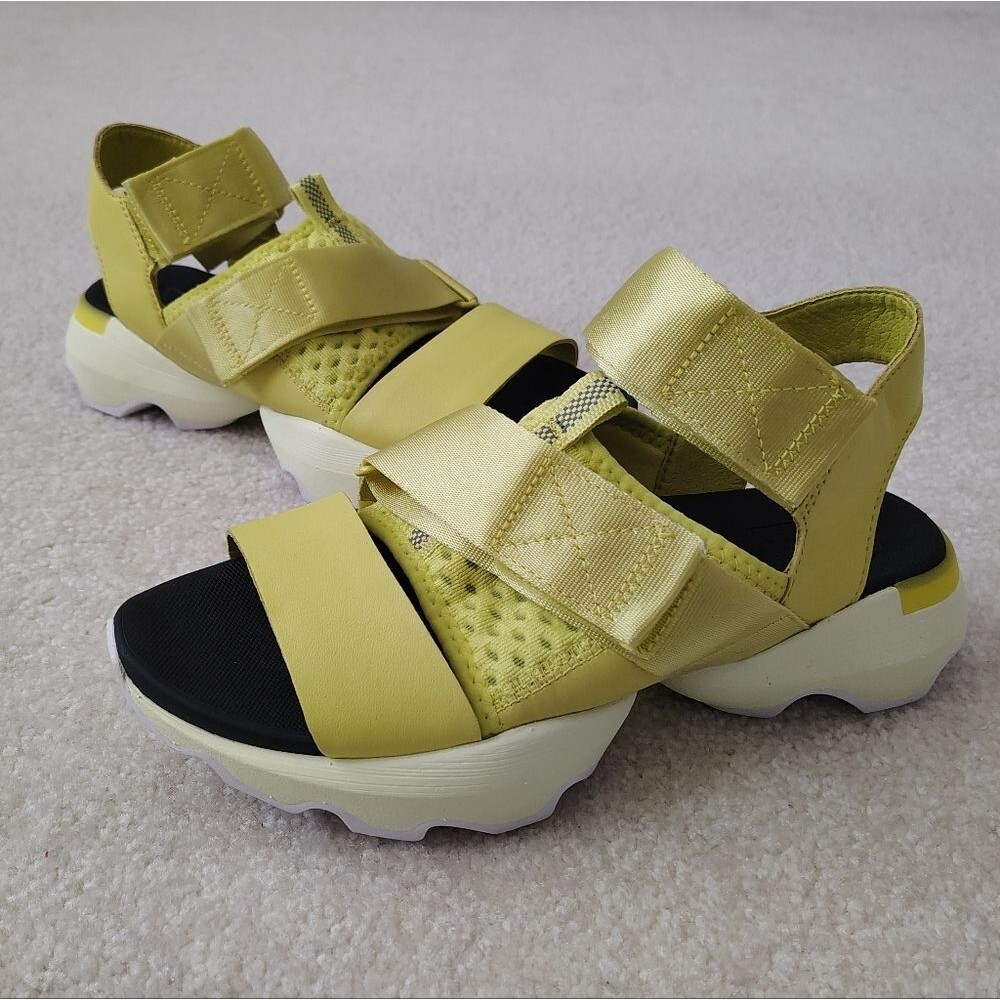 Sorel Kinetic Impact Yellow Outdoor Hiking Sandals - Picture 12 of 12